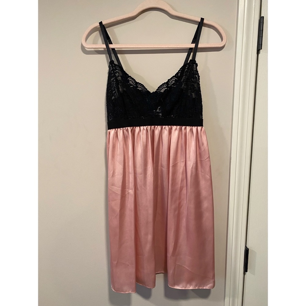 Beautiful Chemise by Linda Hartman